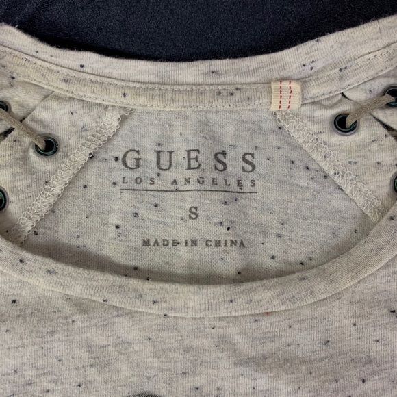 Guess Vintage 80’s T-Shirt & crisscross detail - Picture 6 of 6